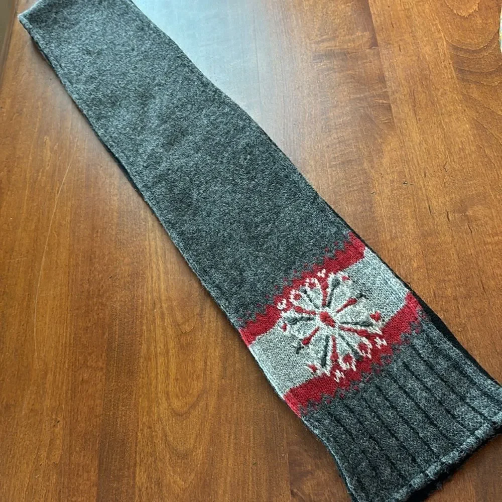 Woolrich Nordic Style Scarf with Fleece Lining